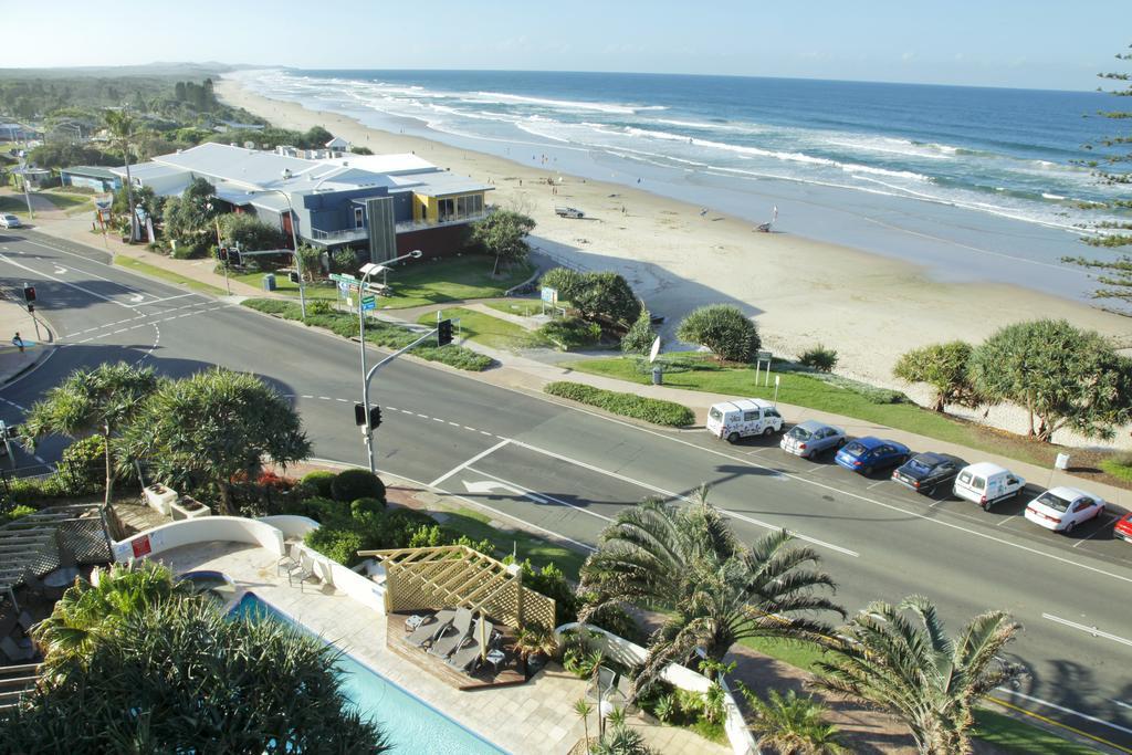 Coolum Caprice Aparthotel Coolum Beach Exterior photo