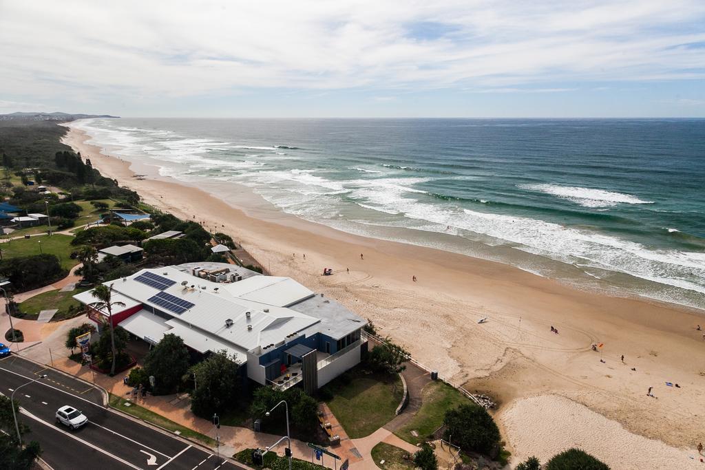 Coolum Caprice Aparthotel Coolum Beach Exterior photo